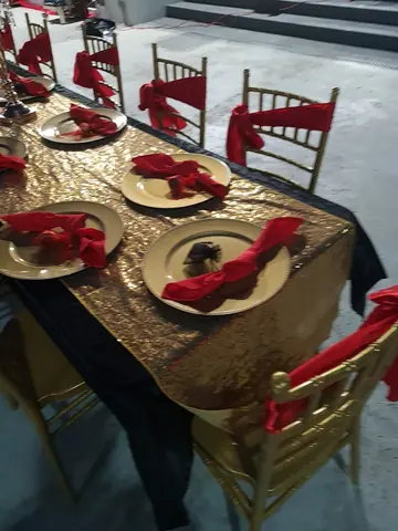 Red black and gold luxury table detail